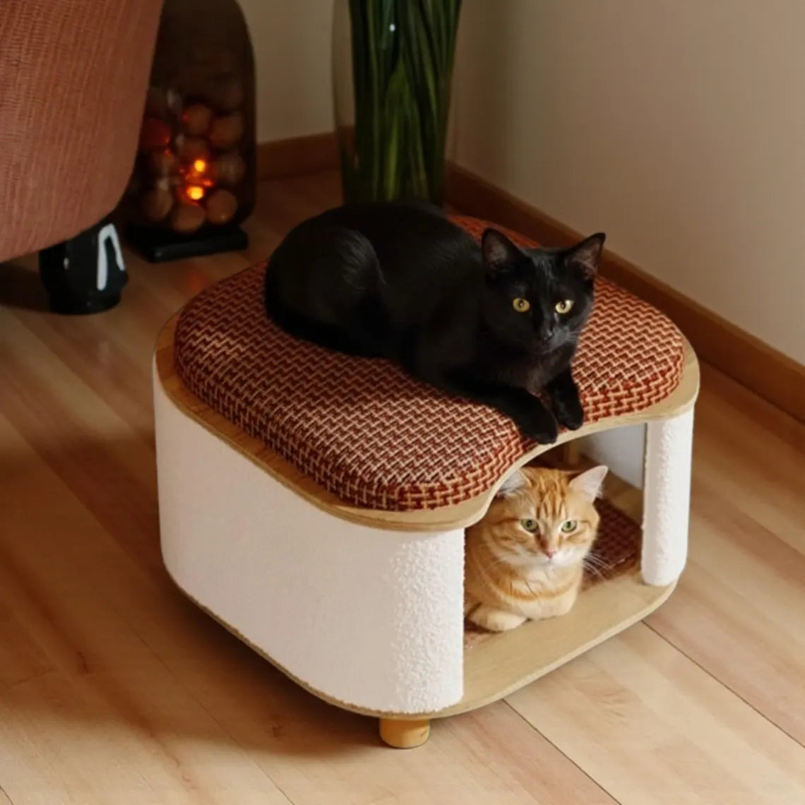 Self Heating Cat House Stool, Warm Cozy Winter Cat Bed, Insulated Wooden Cat Bed Cave, Elevated Cat Furniture, 2 in 1 Cat Hideaway Base